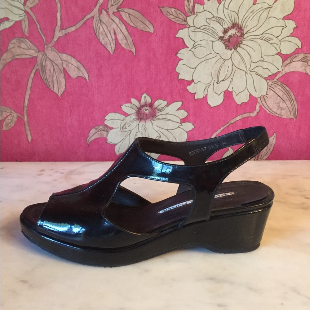 Donald J Pliner Black Patent Platform Sandals 6.5 - Picture 3 of 6
